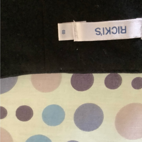 Black skirt - Picture 4 of 5